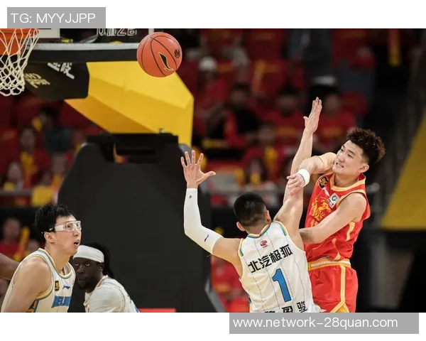 CBA1201广东队对阵山东队精彩对决回顾与分析